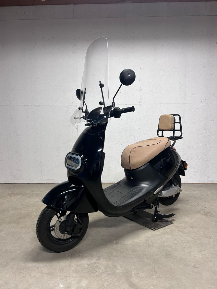 Occasion afbeelding: whatsapp_image_2025-12-29_at_12_40_08_1.jpeg